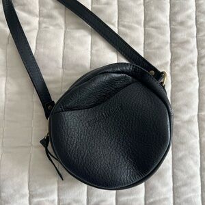 Portland leather crossbody
